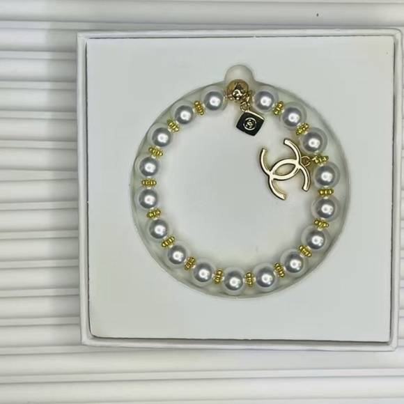 Chanel VIP Bracelet - Picture 1 of 4